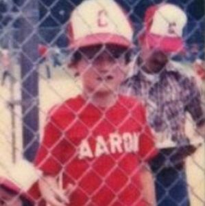 Meet your Posher, Aaron